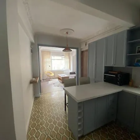 Bright And Cosy At The Heart Of Tomtom District Apartment *