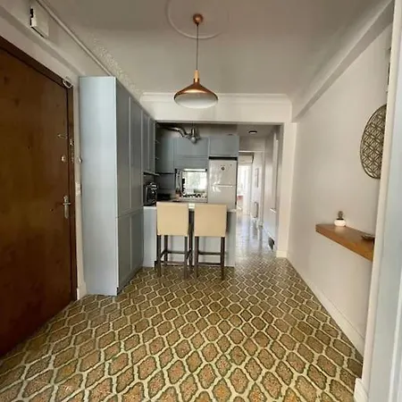 Bright And Cosy At The Heart Of Tomtom District *