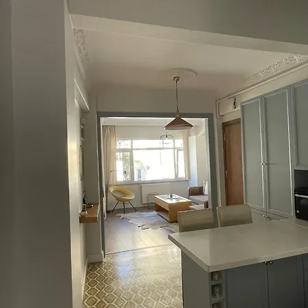 Bright And Cosy At The Heart Of Tomtom District * İstanbul